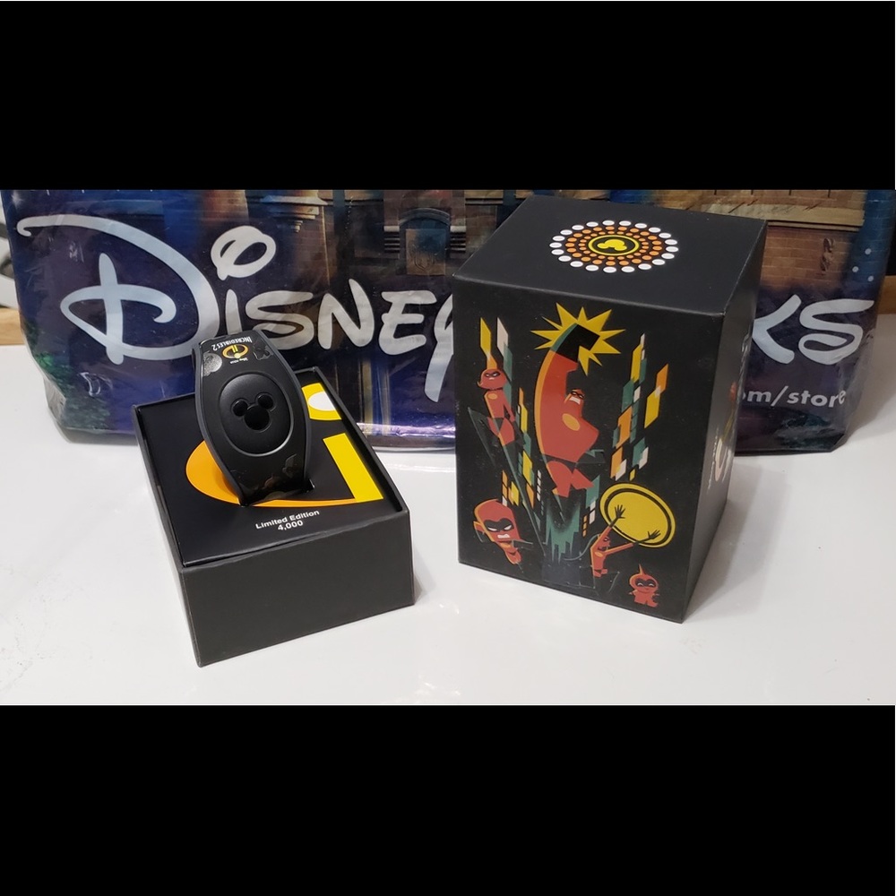 Disney Incredibles 2 Magic Band